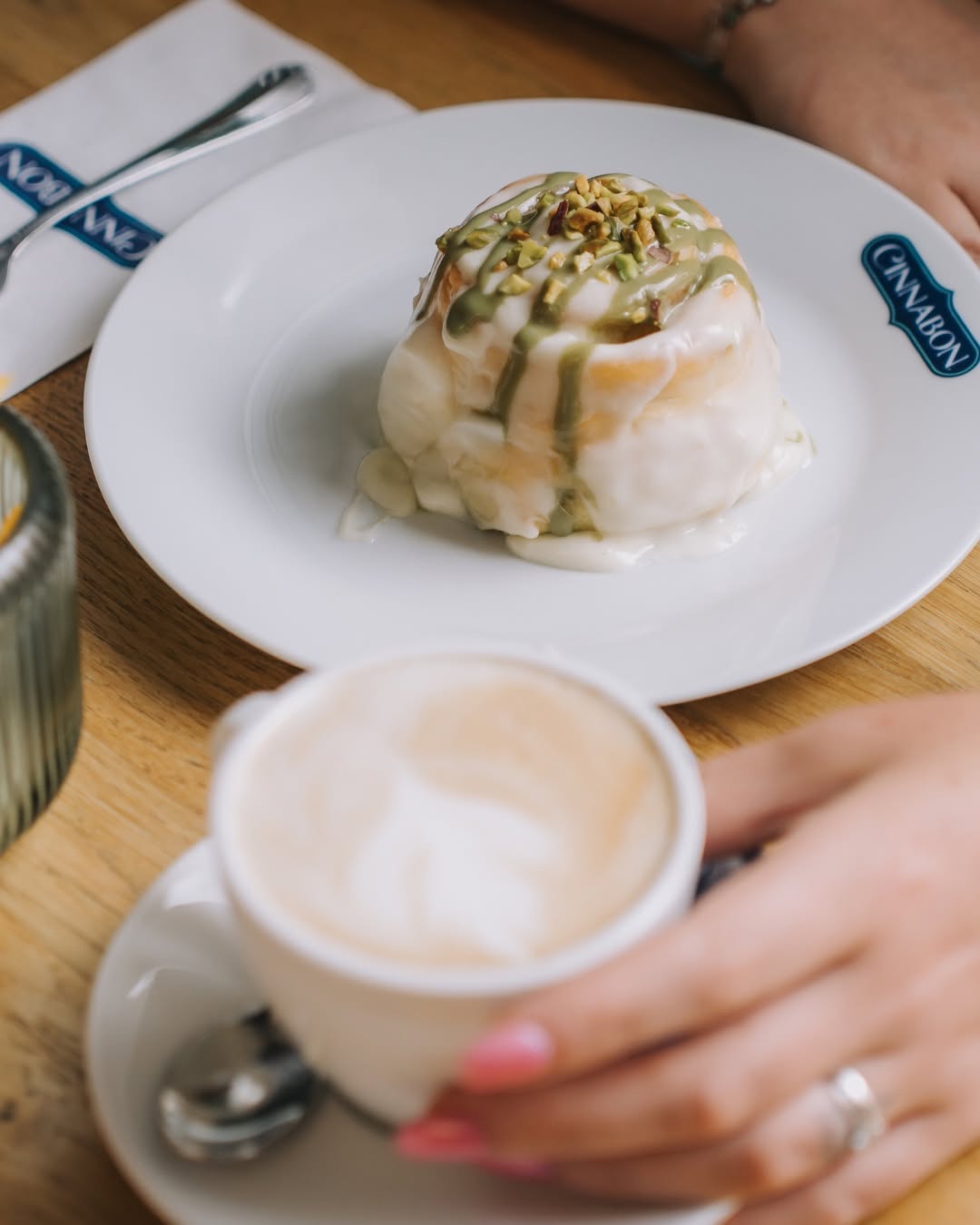 Příspěvek Cinnabon na Instagramu